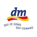 Logo of itlaien durgstore Dm. It says qui io sono qui compro at the bottom of red orange logo