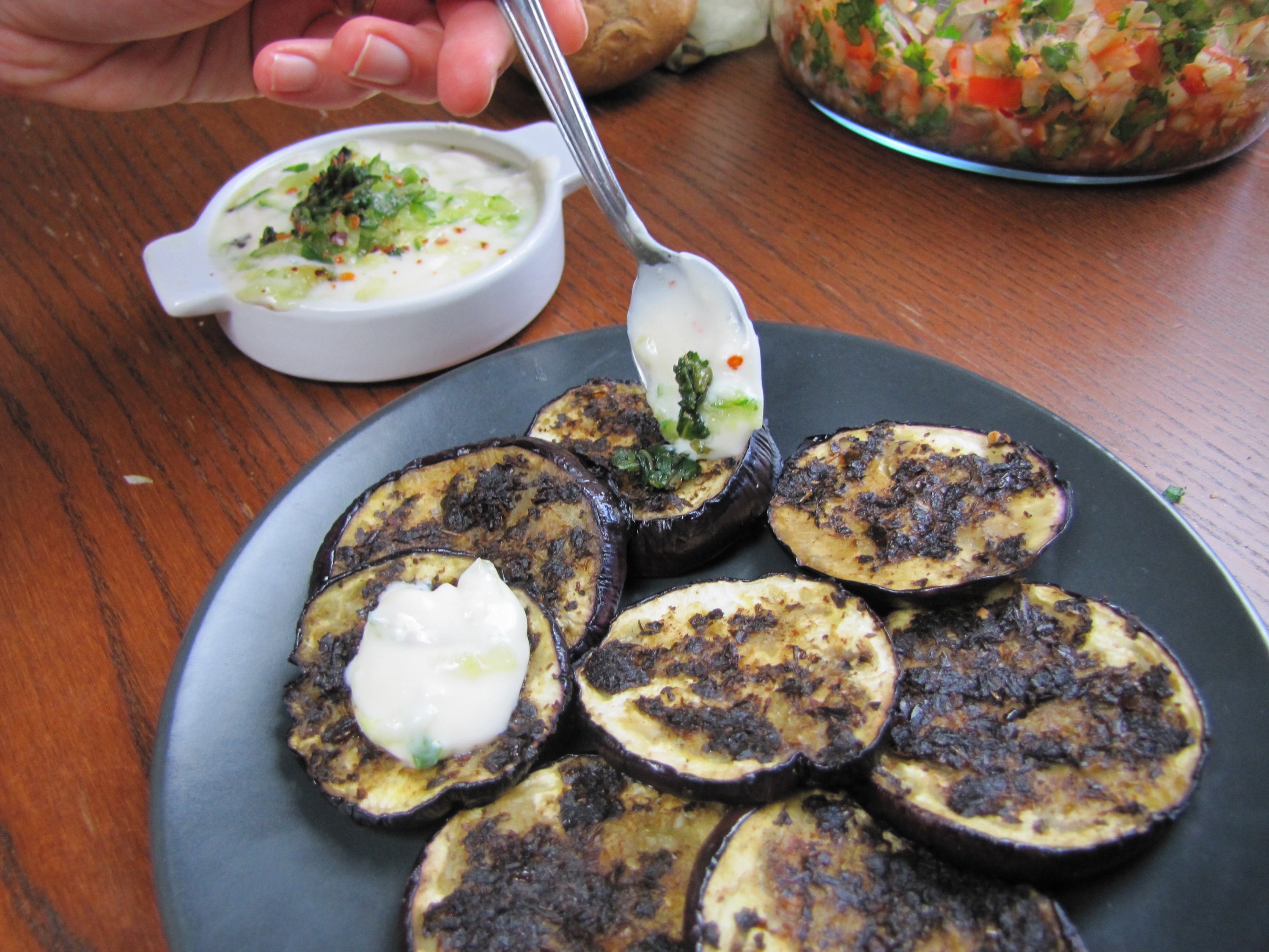grilled aubergines with yoghurt sauce